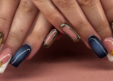 Stylish gold-framed nails at Borscz Beauty, Gowrie, Australian Capital Territory, AU.