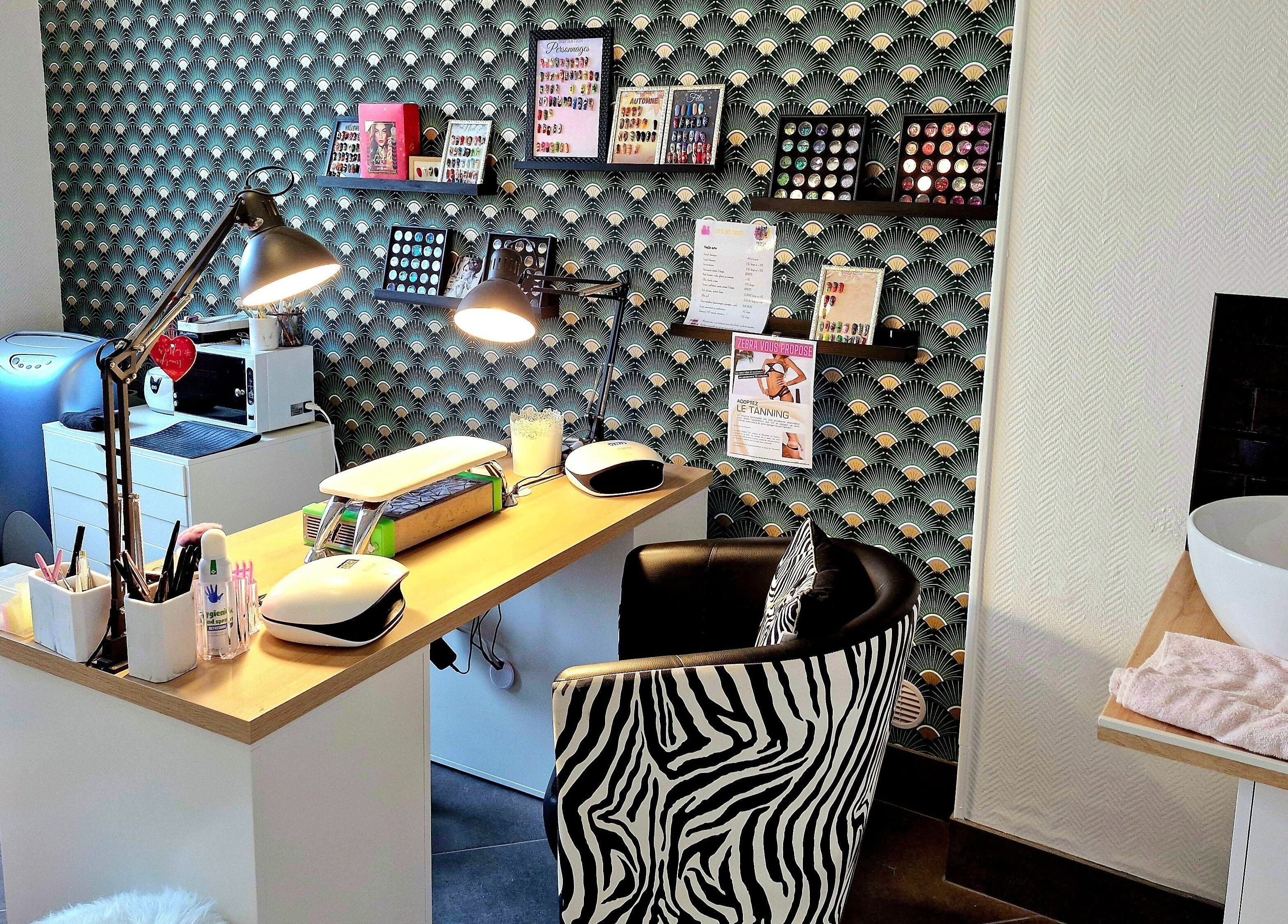 Intérieur chic de Zebra à Château-salins, Grand Est, FR, avec mobilier élégant et décor moderne.