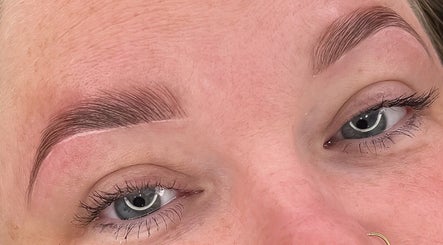 Immagine 2, Rg Lash And Brow Artistry