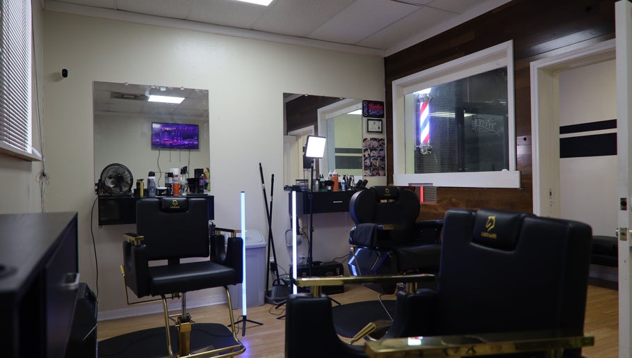 Cut and Twist Barbershop obrázek 1