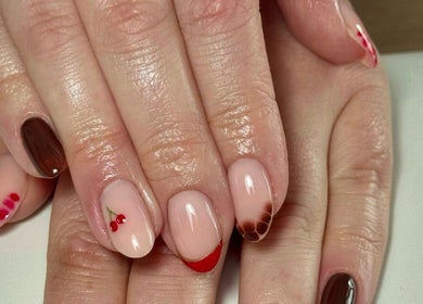 Stylish cherry nail art design by Nails by CG, Invergordon, Scotland, GB. Unique berry designs on natural nails.