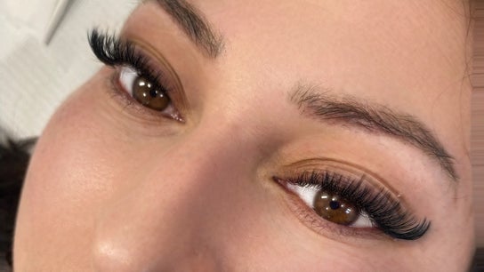 Mn Lashes
