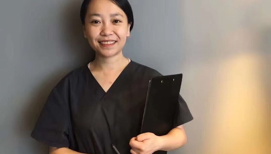 Acupuncture and Chiropractor Clinic image 1