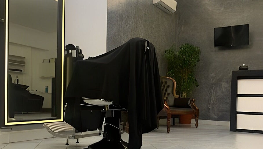 Holycuts image 1