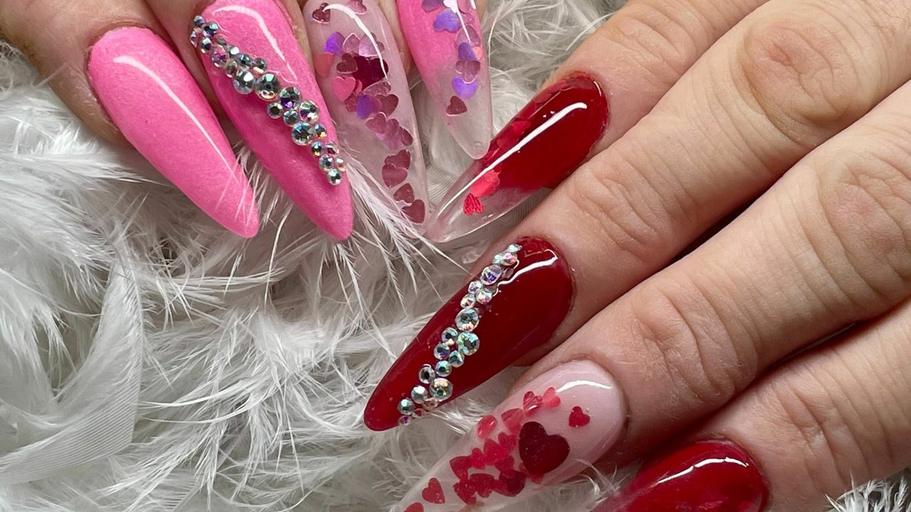 Zoe’s glitzy nails - 39 William Street - Blackwood | Fresha