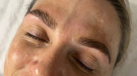 Lust Beauty Bar