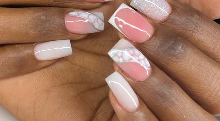 Melartiz Nails, bilde 3