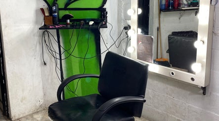 Uriii.barber obrázek 2