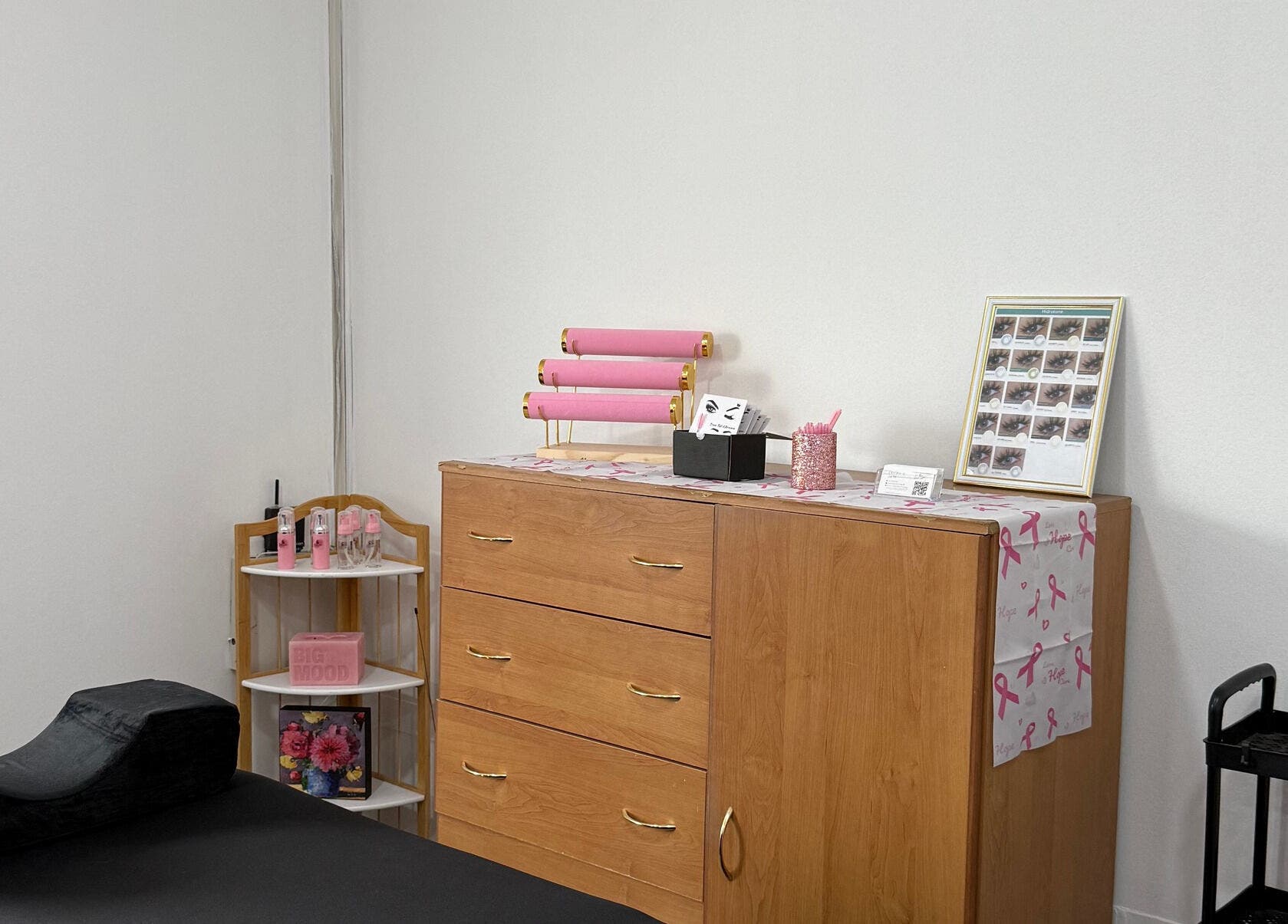 Polished beauty station at Beauty Defined By Cindy G, Gqeberha, Eastern Cape, ZA, showcasing serene ambiance.