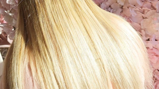 Luxurious Locks & Hair Extension Specialist