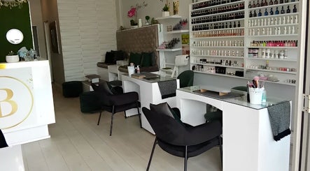 The Beauty Salon & Company