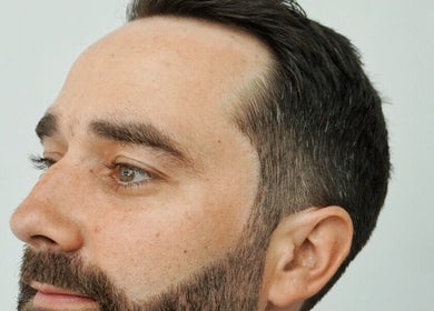Coupure de cheveux moderne chez Lamitta - Salon de Coiffure et Barbier, Montréal, Québec, CA.