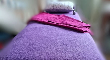 Relaxing therapy bed at RENUMI Mind-Body Therapies & Coaching, Musselburgh, Scotland, GB.