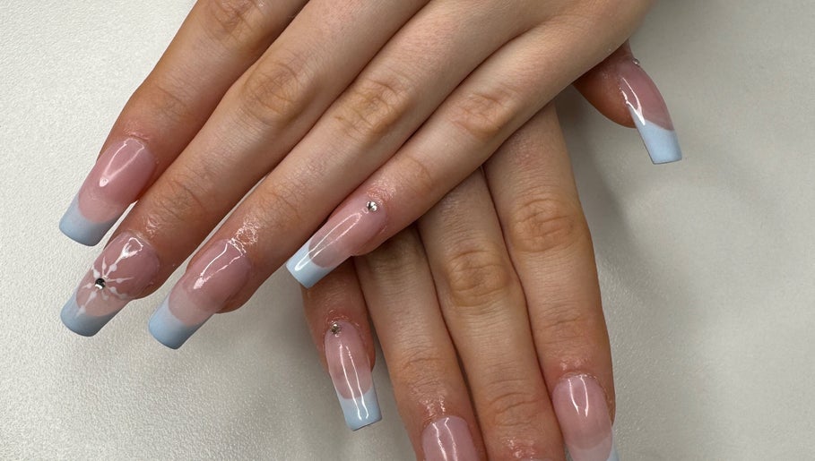 Breezynailss image 1