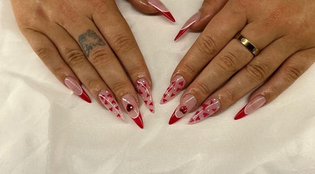 Breezynailss image 2