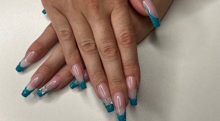 Breezynailss image 2