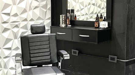 Barba & Co. image 3