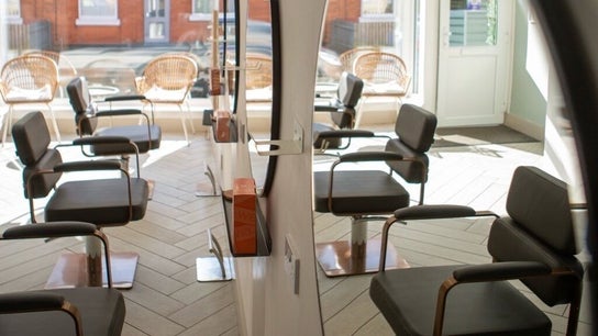 The Secret Salon Kirsty Nicole 4