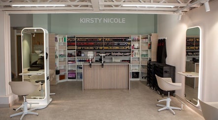 Kirsty Nicole image 2