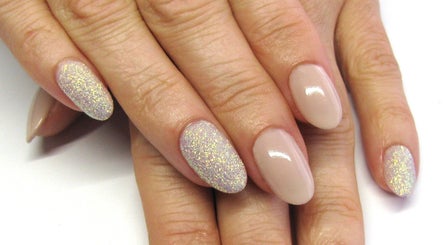 Rambling Rose Nails and Make-up image 3