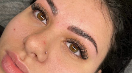 Cosmetic Aesthetic Clinic image 3