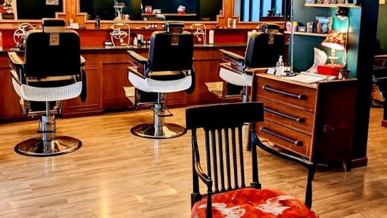 Les Maitres Barbiers Perruquiers - Salon Séché