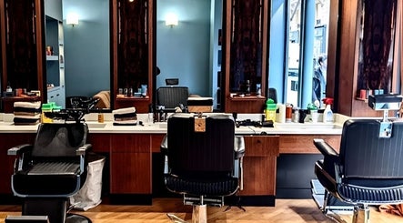 Les Maitres Barbiers Perruquiers - Salon Séché slika 3
