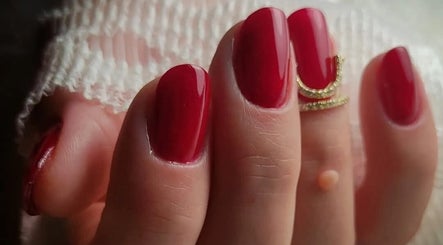 Εικόνα ST Nails 2