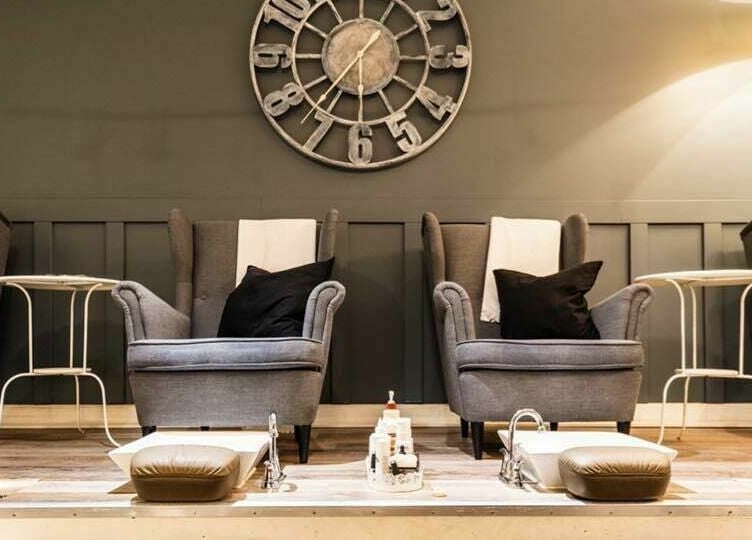 Luxe seating at Paradise Spa and Coffee Bar, East Saint Paul, Manitoba, CA. Perfect for relaxation and pampering.