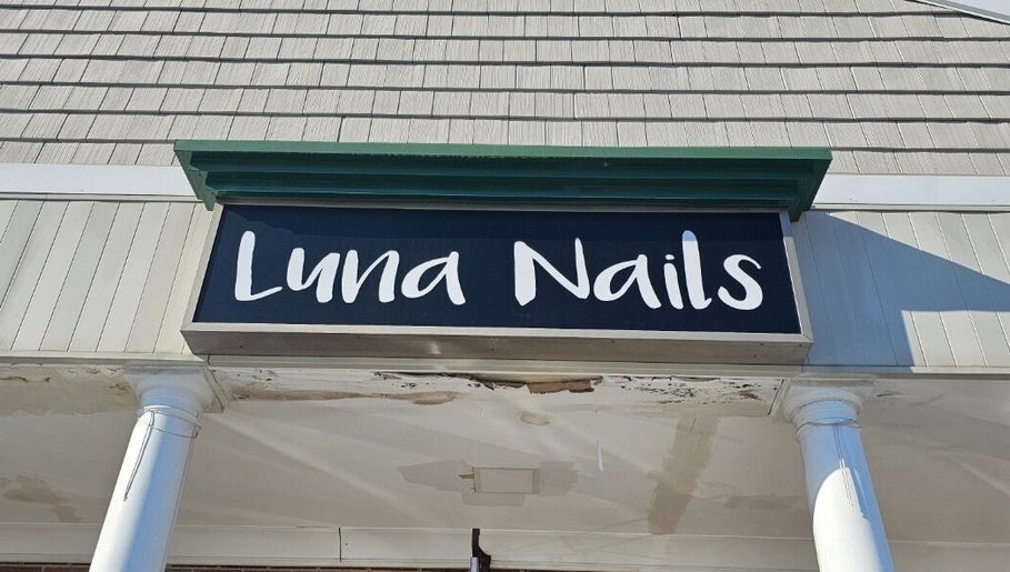 Luna Nails & Spa billede 1