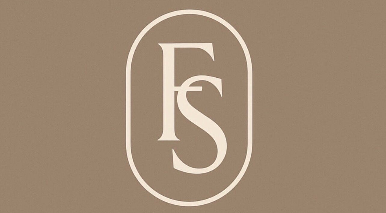 Classic logo for Four Seasons Nails and Spa Sherwood, located in Sherwood, Oregon, US.