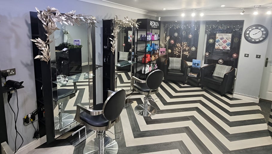 Kristopher Anthony Hairdressing kép 1