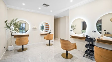Yasu's Salon