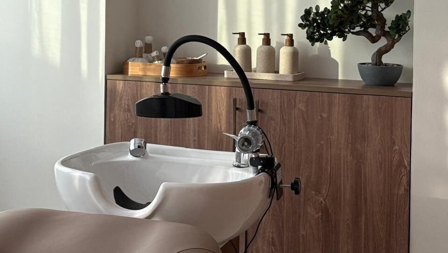 Elegant wash station at Kenko Spa, Dubai, Dubai, AE, featuring modern design and calming ambiance.