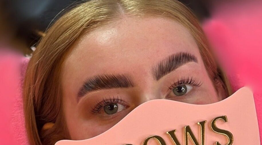 Detailed view of expertly done brows at Brows By Bailey in Bristol, England, GB, showcasing precision and style.