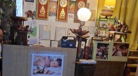 Sanguan  Khiddeejing (Thai Massage) image 3