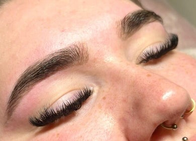 Close-up of expertly styled eyelashes at Cat’s Eyes, Kilbarchan, Scotland, GB.