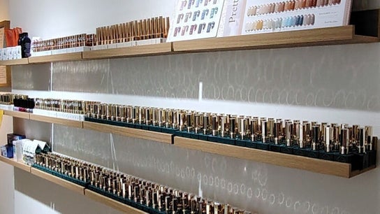 Qlean Nails