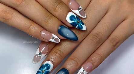 Dainte Nails