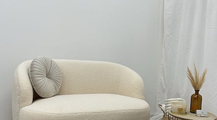 Espaço aconchegante no Viviana Silva Beauty Studio, Bobadela, Lisboa, PT.