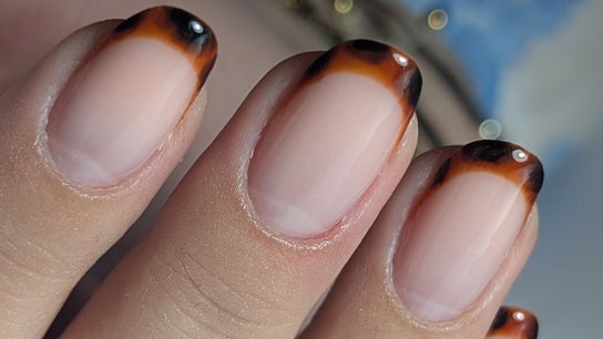 Au Claire de l'Ongle