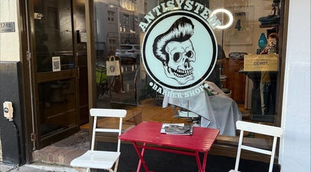 Antisystem barbershop, bilde 3