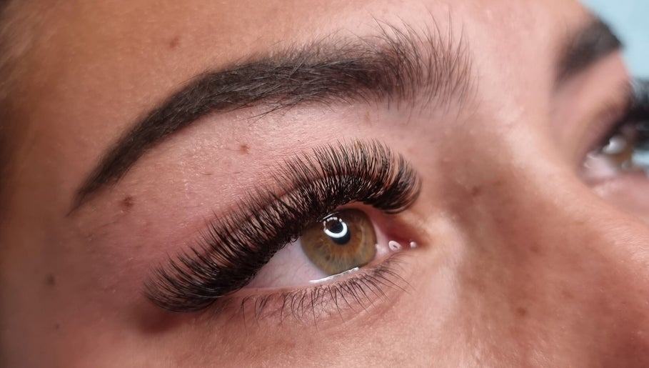 Lash Generation image 1