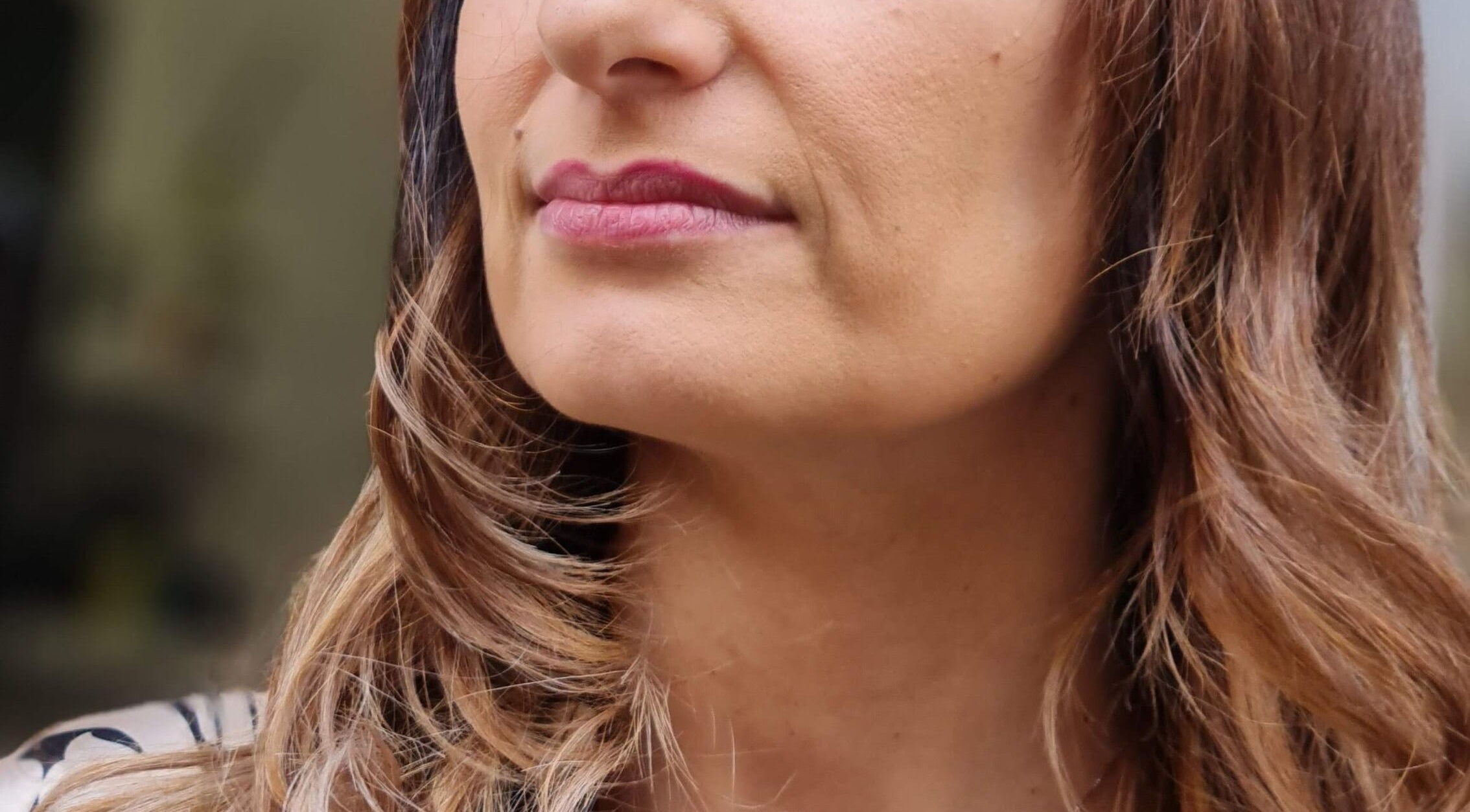 Dettaglio di una donna con capelli lisci da Mea Parrucchieri, Torino, Piemonte, IT.