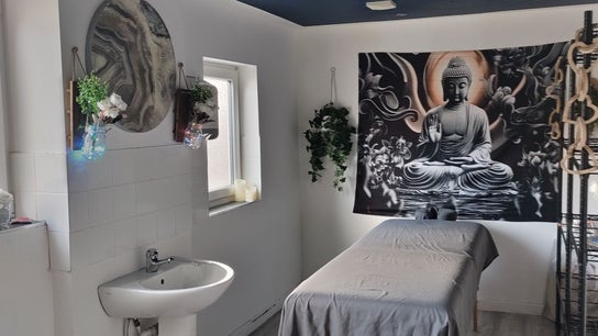 Above & beyond beauty & massage