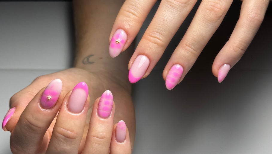 Monca Nail Bar, bilde 1