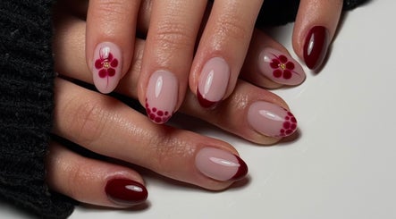 Monca Nail Bar