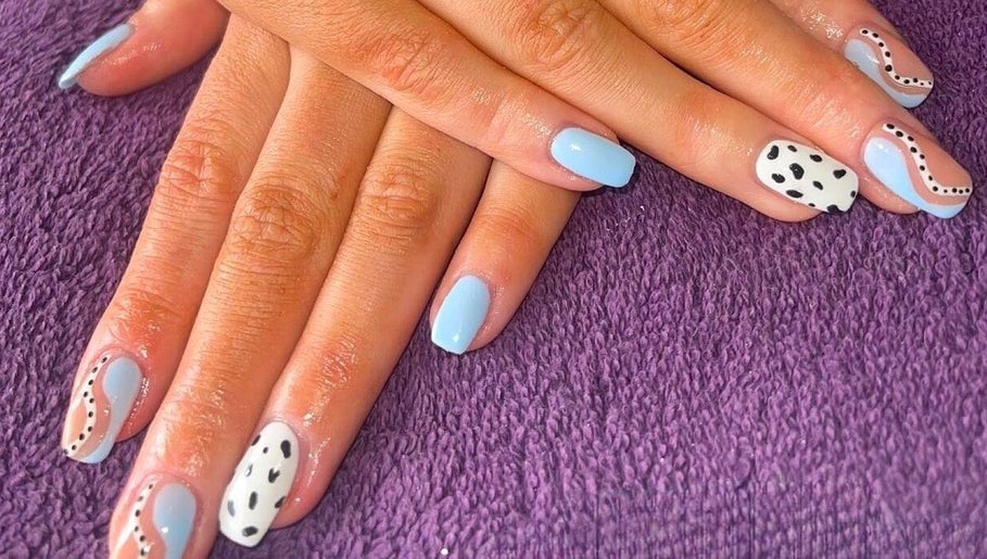 Kelly Parker Nails, bild 1