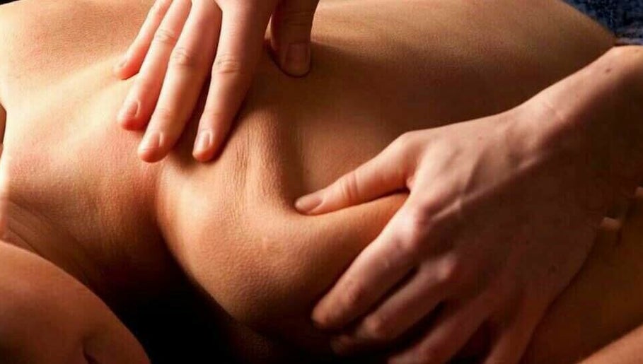 Body Tunes Remedial Massage kép 1