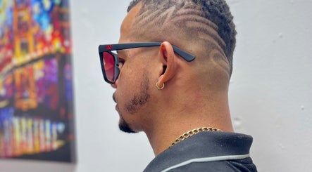 Only Style Barber Studio image 3
